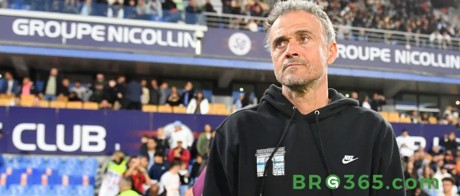 Luis Enrique Named Ligue 1’s Best Coach, Drives PSG Dominance