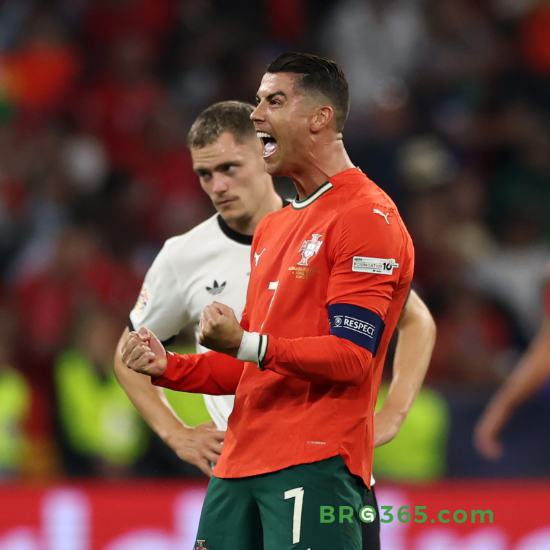 Por que Cristiano Ronaldo ainda joga em alto nível aos 40 anos?