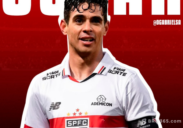 Oscar Jogador: O meio-campista volta ao São Paulo após 12 anos fora do país