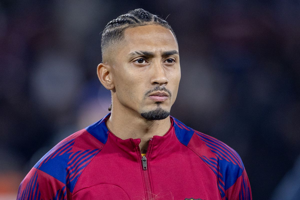 Raphinha brilha com hat-trick e leva o Barça à vitória sobre o Bayern